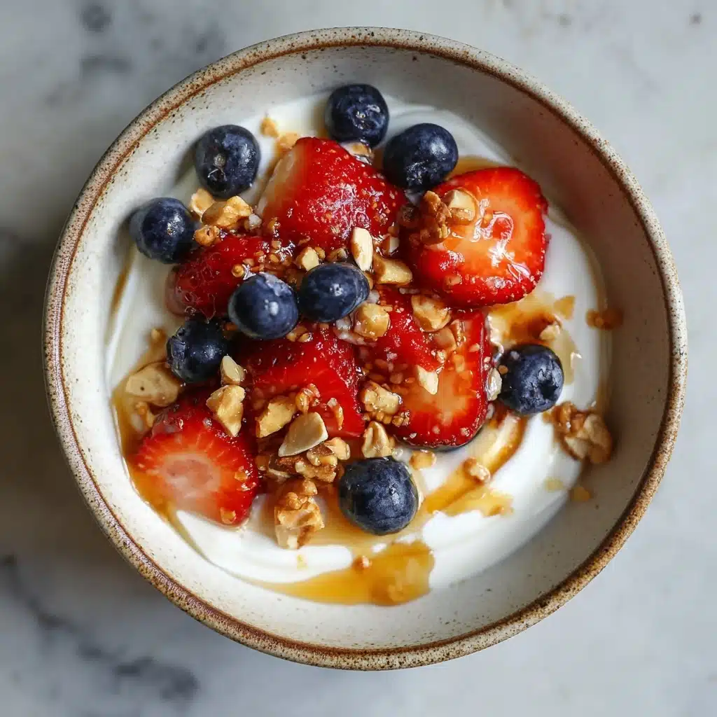 Greek Yogurt Berry Bowl Recipe - Recipe Image
